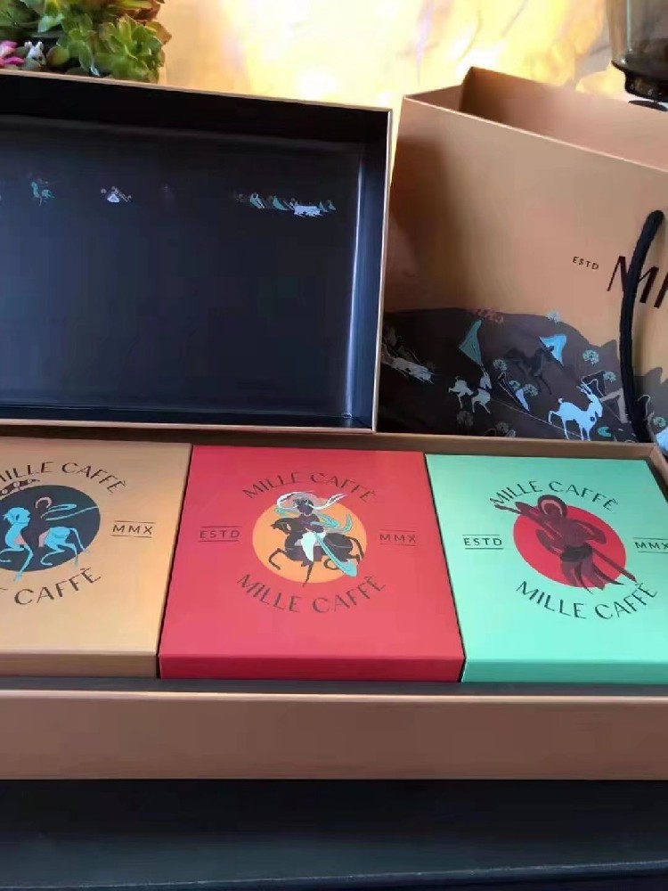 廣州印刷廠擁有自主研發(fā)的印刷技術(shù),實(shí)現(xiàn)印刷自動化生產(chǎn)